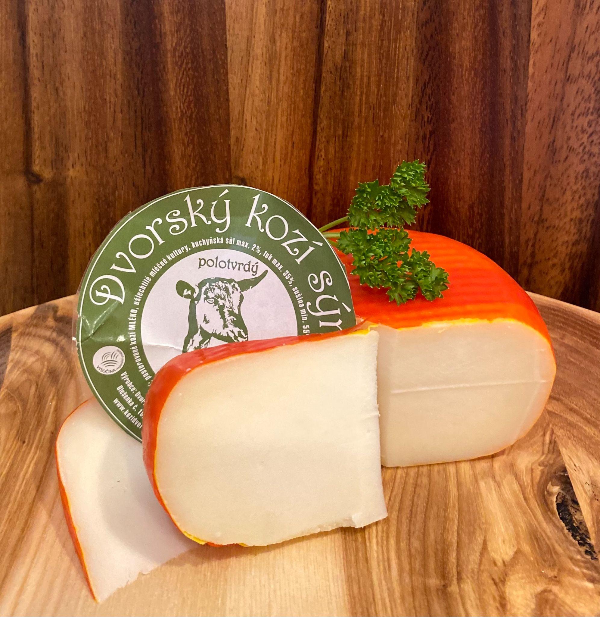 Polotvrdý sýr typu GOUDA